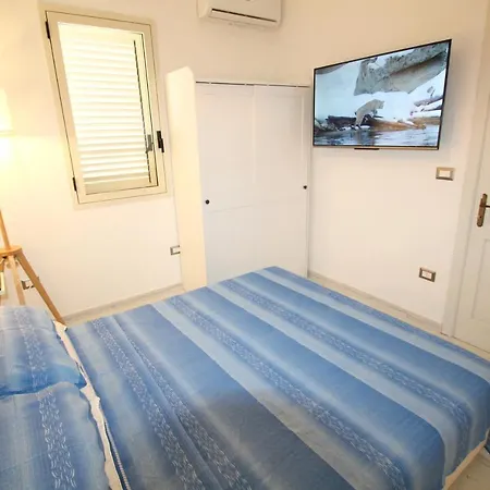 Acquamarina شقة *