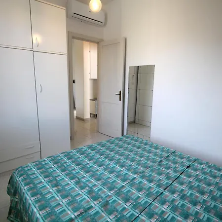 Acquamarina شقة غالّيبولي