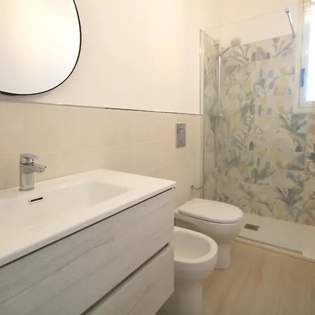 Acquamarina 아파트