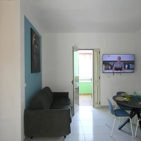 아파트 Acquamarina