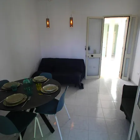 アパート Acquamarina *